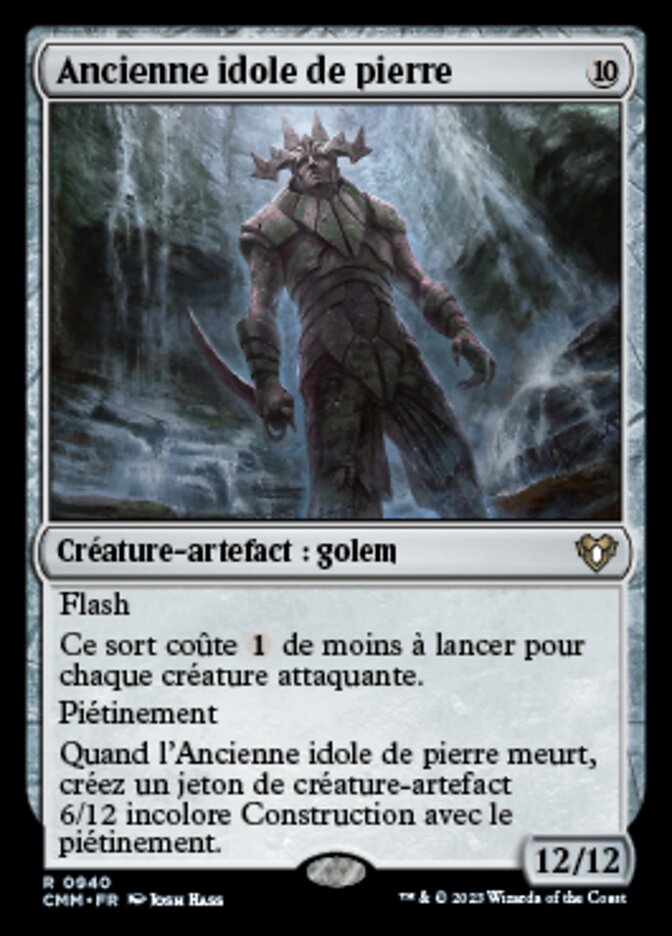 Ancienne idole de pierre